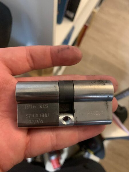 Cylindres Bloqués: 8 Cas Résolus avec Photos